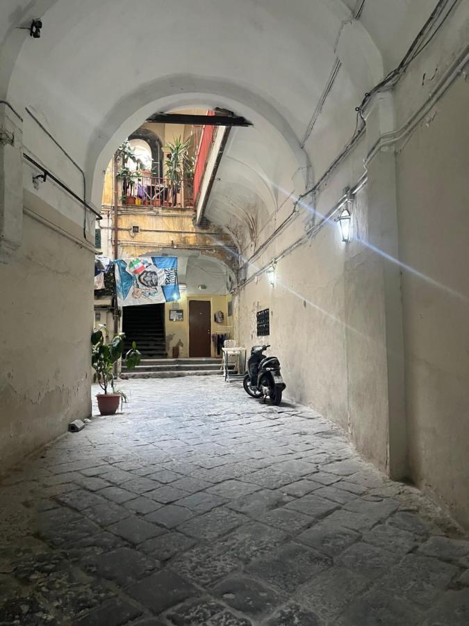 Maison Cresh Νάπολη Εξωτερικό φωτογραφία